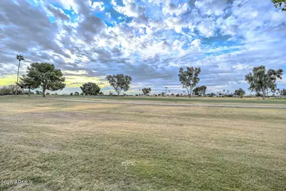 10533 W Pineaire Drive, Sun City, AZ 85351 - Photo 38
