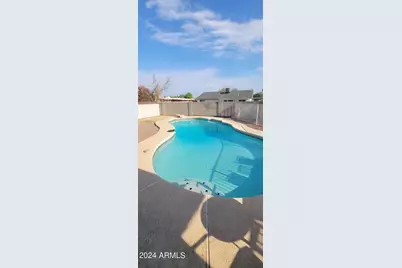 424 W Riviera Drive, Tempe, AZ 85282 - Photo 2