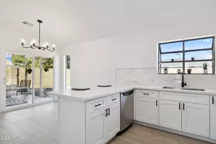 5108 E Shomi St, Phoenix, AZ 85044 - Photo 2