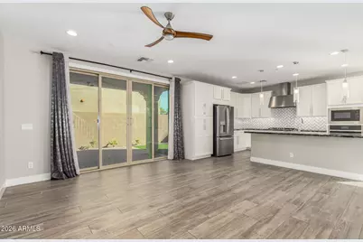 1873 S Follett Way, Gilbert, AZ 85295 - Photo 10