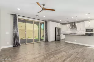 1873 S Follett Way, Gilbert, AZ 85295 - Photo 10