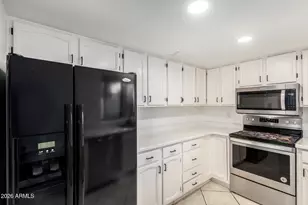 6409 W Riviera Dr, Glendale, AZ 85304 - Photo 8