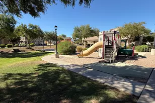 945 W Wendy Way, Gilbert, AZ 85233 - Photo 32