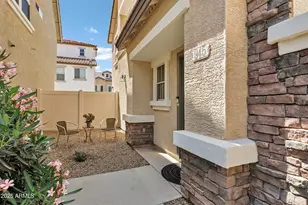 945 W Wendy Way, Gilbert, AZ 85233 - Photo 4