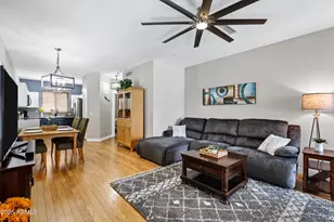 945 W Wendy Way, Gilbert, AZ 85233 - Photo 10