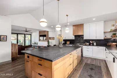 2311 N 58th Street, Scottsdale, AZ 85257 - Photo 18