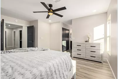 6221 W Comet Avenue, Glendale, AZ 85302 - Photo 18