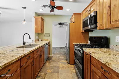 5209 W Evans Drive, Glendale, AZ 85306 - Photo 8