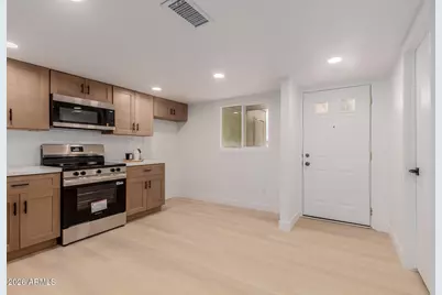 2432 W Eugie Avenue W, Phoenix, AZ 85029 - Photo 10