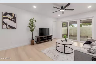 2432 W Eugie Avenue W, Phoenix, AZ 85029 - Photo 6