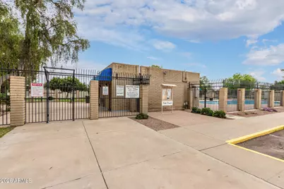 2432 W Eugie Avenue W, Phoenix, AZ 85029 - Photo 26