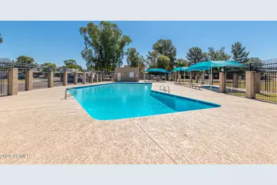 2432 W Eugie Avenue W, Phoenix, AZ 85029 - Photo 30