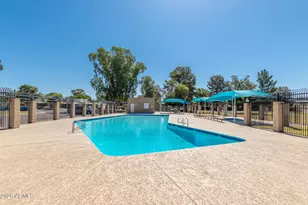 2432 W Eugie Ave W, Phoenix, AZ 85029 - Photo 30