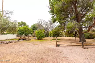 5209 E Via Buena Vista, Paradise Valley, AZ 85253 - Photo 8