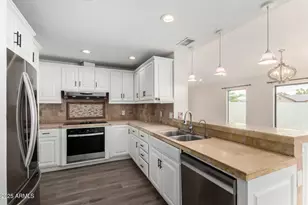 22616 N 31st Dr, Phoenix, AZ 85027 - Photo 12