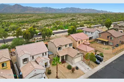 9404 N 186th Lane, Waddell, AZ 85355 - Photo 6