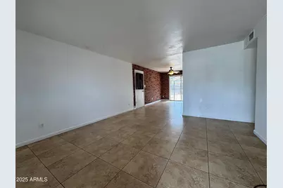 7967 W Highland Avenue, Phoenix, AZ 85033 - Photo 4