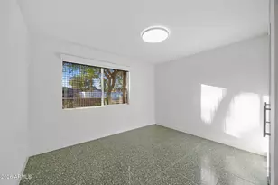 9825 N 35th Pl, Phoenix, AZ 85028 - Photo 30