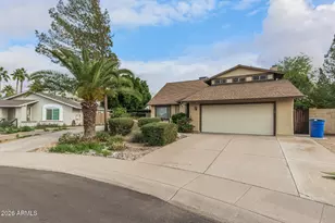 47 S Kenneth Pl, Chandler, AZ 85226 - Photo 2