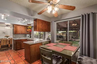 47 S Kenneth Place, Chandler, AZ 85226 - Photo 12