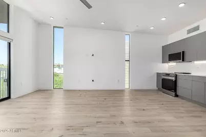 531 E Willetta Street #303, Phoenix, AZ 85004 - Photo 6