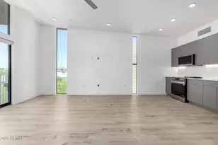 531 E Willetta St, Phoenix, AZ 85004 - Photo 6