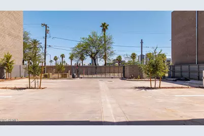 531 E Willetta Street #Unit 303, Phoenix, AZ 85004 - Photo 28