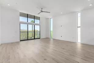 531 E Willetta St, Phoenix, AZ 85004 - Photo 4