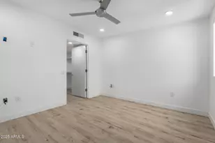 531 E Willetta St, Phoenix, AZ 85004 - Photo 16