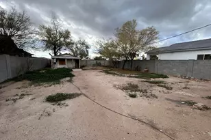 207 E Jackson Ave, Buckeye, AZ 85326 - Photo 8