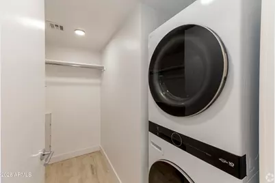 531 E Willetta Street #205, Phoenix, AZ 85004 - Photo 6