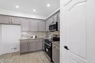 14120 W Gelding Dr, Surprise, AZ 85379 - Photo 14