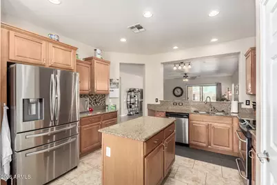 4610 S Hassett Circle, Mesa, AZ 85212 - Photo 12