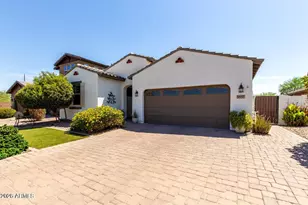 5657 S Inez Ct, Gilbert, AZ 85298 - Photo 1