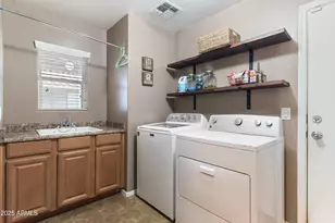 41172 W Cahill Dr, Maricopa, AZ 85138 - Photo 38