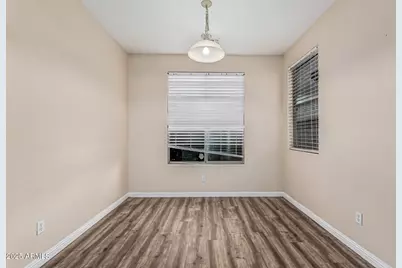 6918 S 37th Drive, Phoenix, AZ 85041 - Photo 10