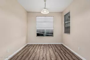 6918 S 37th Dr, Phoenix, AZ 85041 - Photo 10