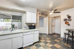 10879 W Thunderbird Blvd, Sun City, AZ 85351 - Photo 14