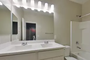 2929 N 28th St, Phoenix, AZ 85016 - Photo 14