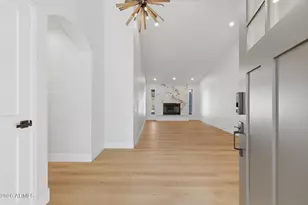 2112 E Laurel St, Mesa, AZ 85213 - Photo 4