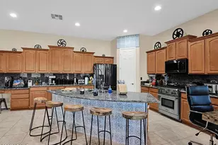 9325 S 179th Dr, Goodyear, AZ 85338 - Photo 16