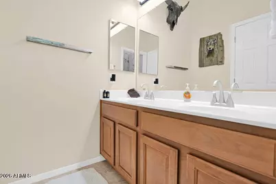 9325 S 179th Drive, Goodyear, AZ 85338 - Photo 32