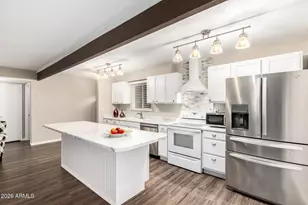 9819 W Lancaster Dr, Sun City, AZ 85351 - Photo 12