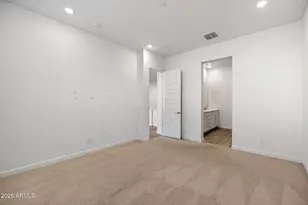 1734 E Questa Dr, Phoenix, AZ 85024 - Photo 14