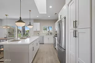 22408 N Las Vegas Dr, Sun City West, AZ 85375 - Photo 20