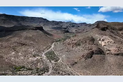 - W Oatman Highway -- #-, Golden Valley, AZ 86413 - Photo 18