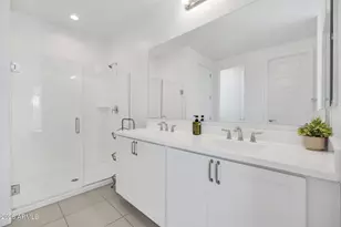 2042 W Lariat Ln, Phoenix, AZ 85085 - Photo 26