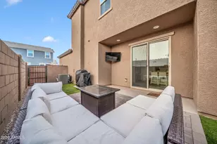 2042 W Lariat Ln, Phoenix, AZ 85085 - Photo 34