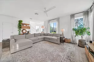 2042 W Lariat Ln, Phoenix, AZ 85085 - Photo 16