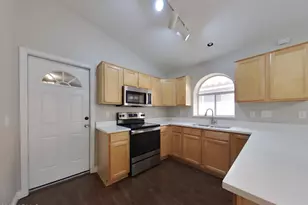 12618 W Cambridge Ave, Avondale, AZ 85392 - Photo 4